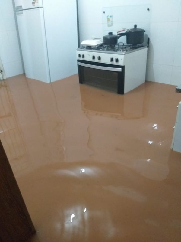 Aracruz tem 31 desabrigados após chuva forte por Reprodução/Internauta