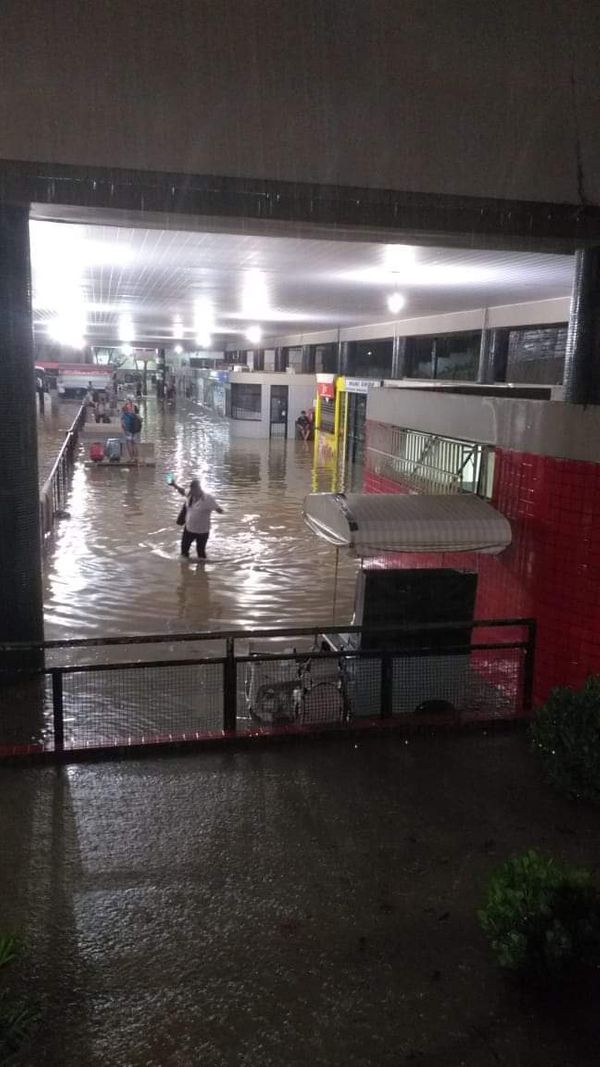 Aracruz tem 31 desabrigados após chuva forte por Reprodução/Internauta