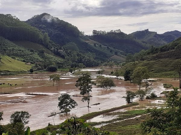 Chuva em São José de Fruteiras, Vargem Alta. Crédito: Internauta