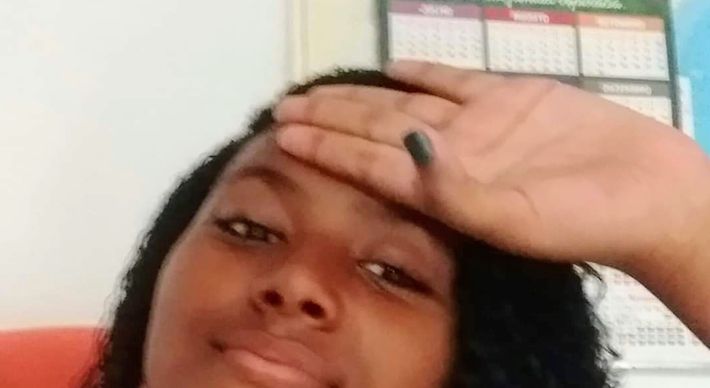 Stéfany dos Santos Costa, de 15 anos, foi localizada na residência de parentes do companheiro da mãe, que é separada do pai da menina