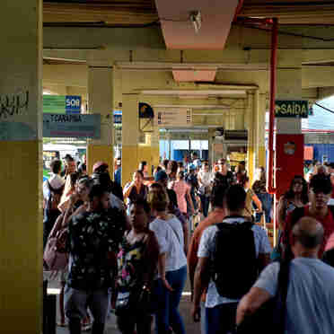 Imagem - Criminoso atira contra homem dentro do Terminal de Vila Velha