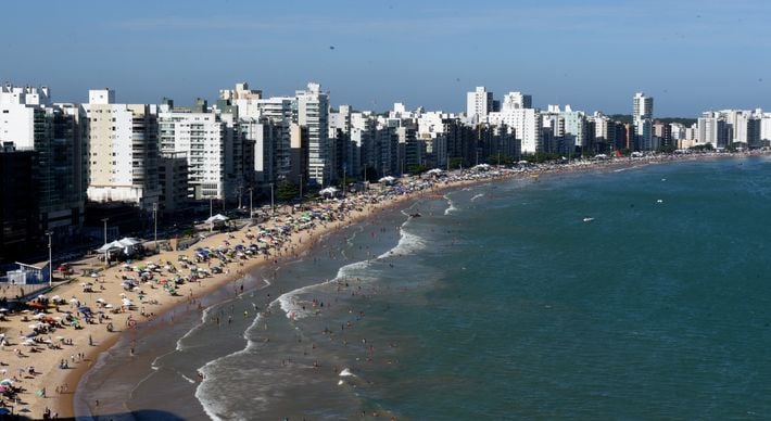 Referência em praias, sol e biodiversidade marítima, a cidade tem espaço para se firmar como um polo de saúde, com hospitais e clínicas