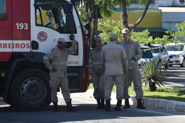 Carro com mais de 300 litros de combustível corre risco de explodir em Vila Velha por Ricardo Medeiros