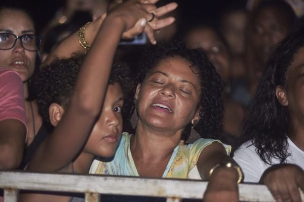 Segundo dia de Jesus Vida Verão na praia de Itapoã, em Vila Velha por Fernando Madeira