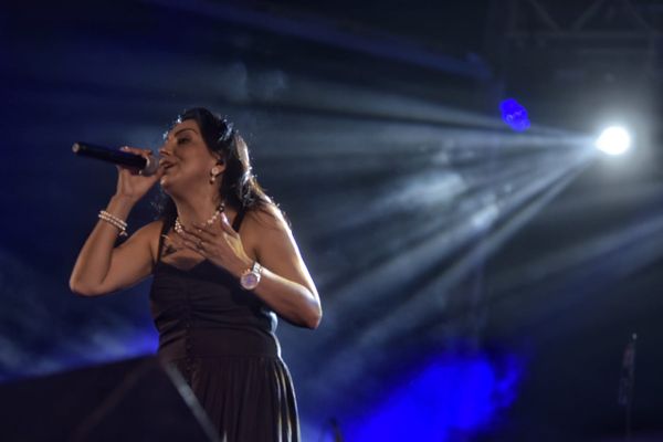 Segundo dia de Jesus Vida Verão na praia de Itapoã, em Vila Velha por Fernando Madeira