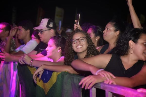 Segundo dia de Jesus Vida Verão na praia de Itapoã, em Vila Velha por Fernando Madeira