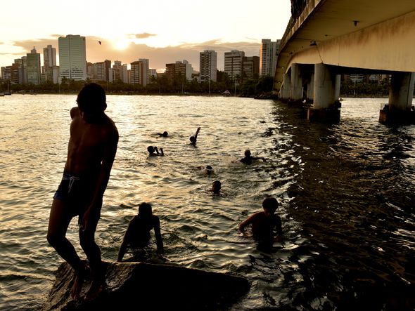 Data: 12/01/2020 - ES - Vitória - Ilha do Frade - Final de um domingo de sol na Ilha de Vitória - Editoria: Cidades- Fernando Madeira - GZ por Fernando Madeira