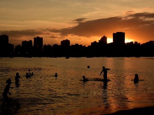 Data: 12/01/2020 - ES - Vitória - Ilha do Frade - Final de um domingo de sol na Ilha de Vitória - Editoria: Cidades- Fernando Madeira - GZ por Fernando Madeira