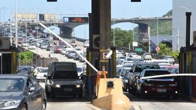 Trânsito congestionado na Terceira Ponte