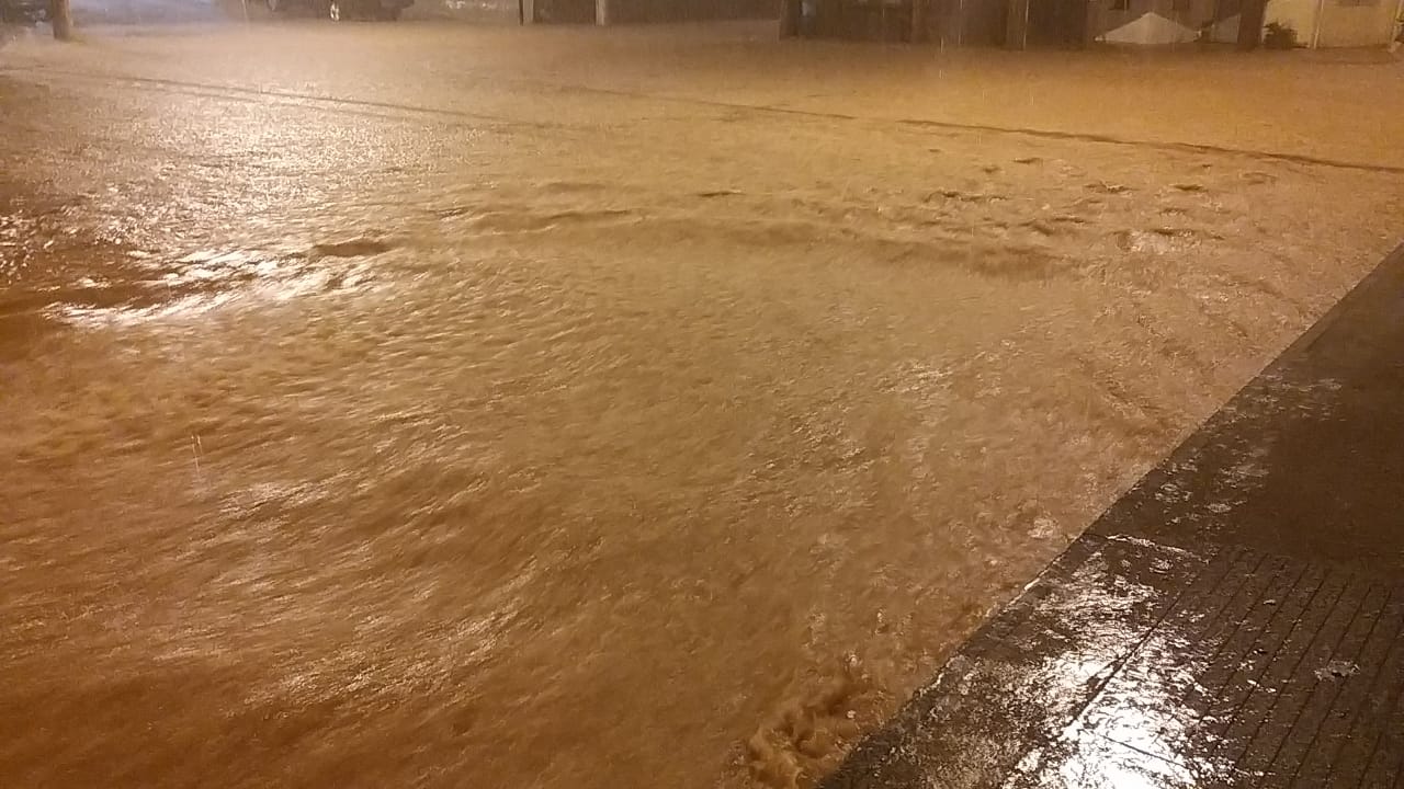 Chuva forte em Alfredo Chaves nesta sexta-feira (17)