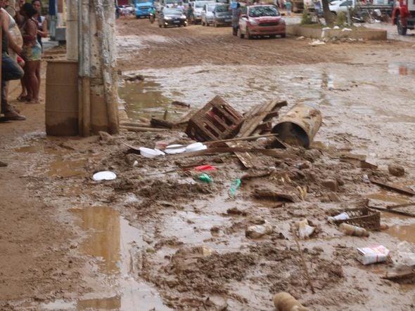Imagens mostram o cenário de destruição em Iconha após as chuvas por Luciana Pessanha Tavares