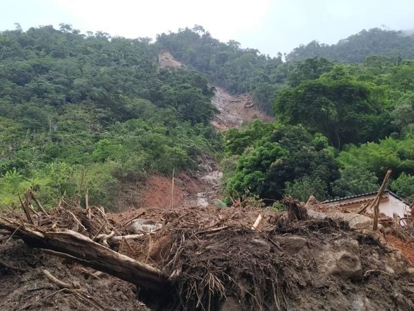 Local do desabamento onde casal de idosos morreu, em Alfredo Chaves por Defesa Civil de Alfredo Chaves