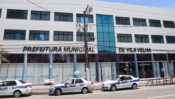 Cada aluno será comunicado pelo diretor da escola em que estuda, segundo a administração municipal. Serão atendidos estudantes de famílias de baixa renda