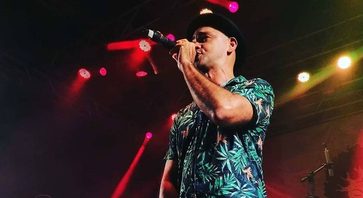 A programação também contará com show online da cantora Karine Telles; confira as outras atrações