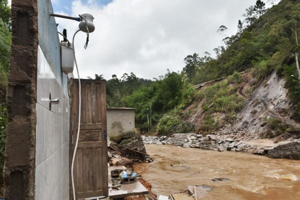 Comunidade Morro do Sal, zona rural de Vargem Alta, foi atingida pela chuva por Fernando Madeira
