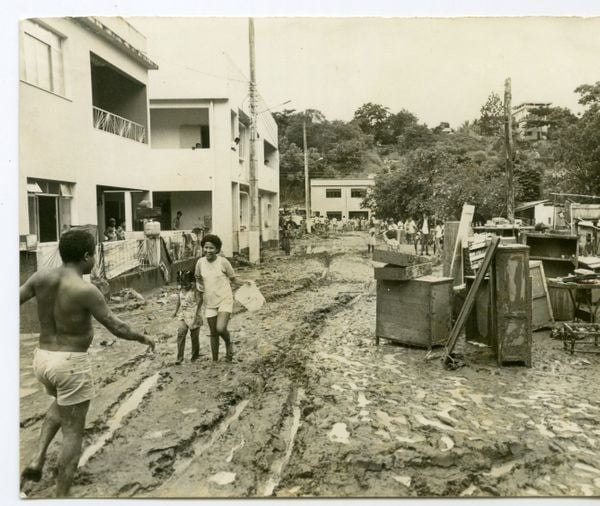 Enchente em Iconha  (5/12/1984) por Romero Mendonça/A Gazeta