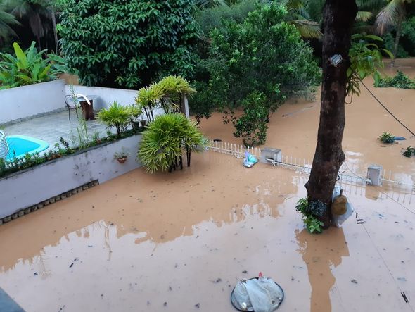 Chuva forte deixa ruas alagadas em João Neiva, no Norte do Espírito Santo por Internauta