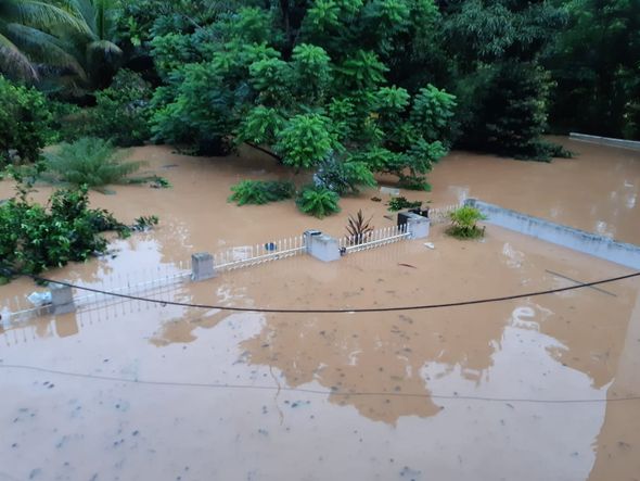 Chuva forte deixa ruas alagadas em João Neiva, no Norte do Espírito Santo por Internauta