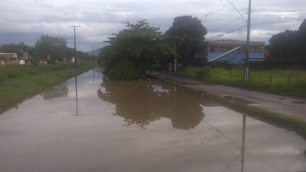 Alagamento por conta da forte chuva em Cobilândia, Vila Velha