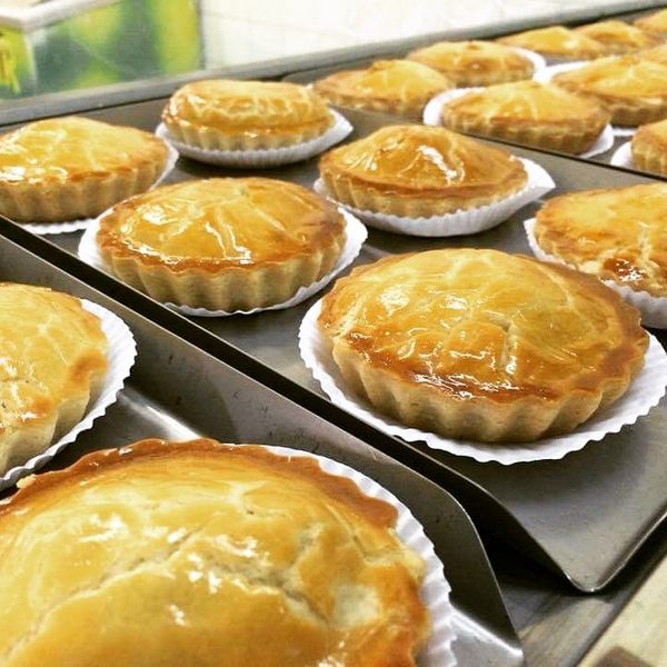As empadas de frango e camarão são opções salgadas oferecidas também aos clientes por Arquivo pessoal