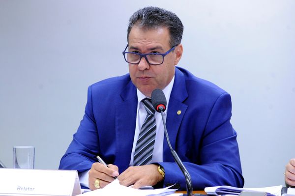 O presidente da bancada da bala na Câmara, deputado Capitão Augusto (PL-SP)