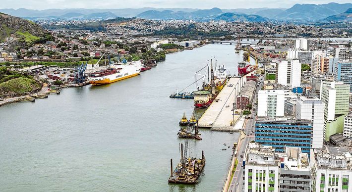 Potencial do Espírito Santo para atração de investimentos estrangeiros se desenvolverá com o novo desenho portuário previsto para o Estado, com a instalação de unidades em Aracruz, São Mateus e Presidente Kennedy