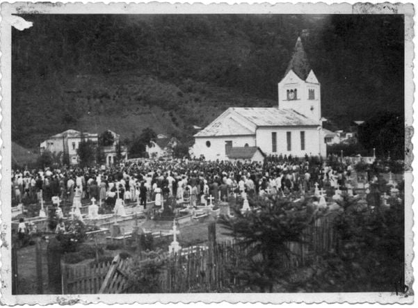 Cemitério da igreja Luterana em Campinho, em 1950. Crédito: Reprodução/IBGE