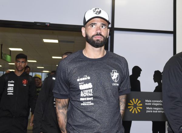 Delegação do Vasco chega ao Espírito Santo para confronto contra o Boavista por Carlos Alberto Silva