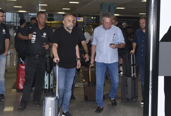 Delegação do Vasco chega ao Espírito Santo para rodada do Carioca por Carlos Alberto Silva