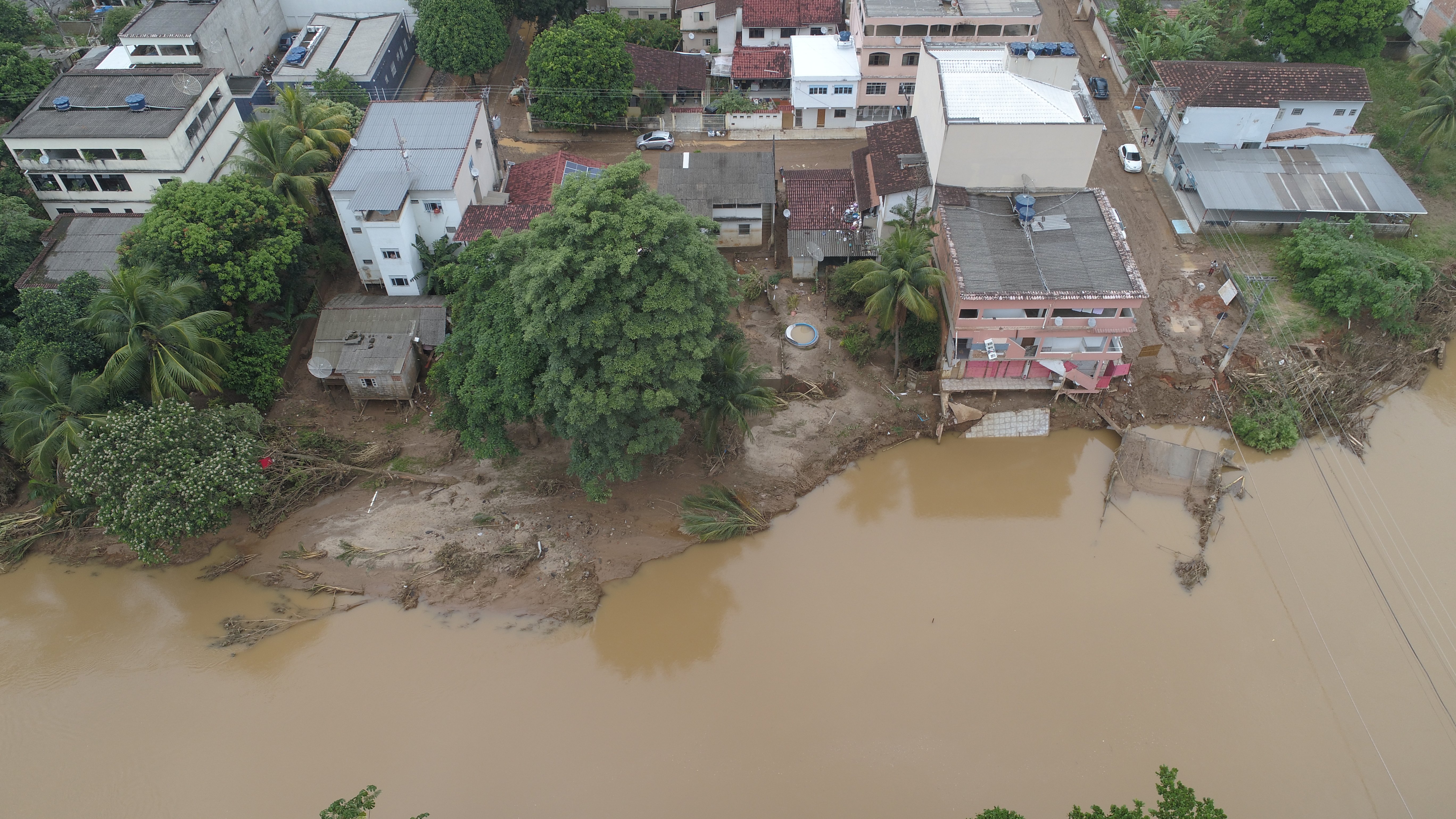 Imagens de drone  mostram danos causados pela chuva em Alfredo Chaves 