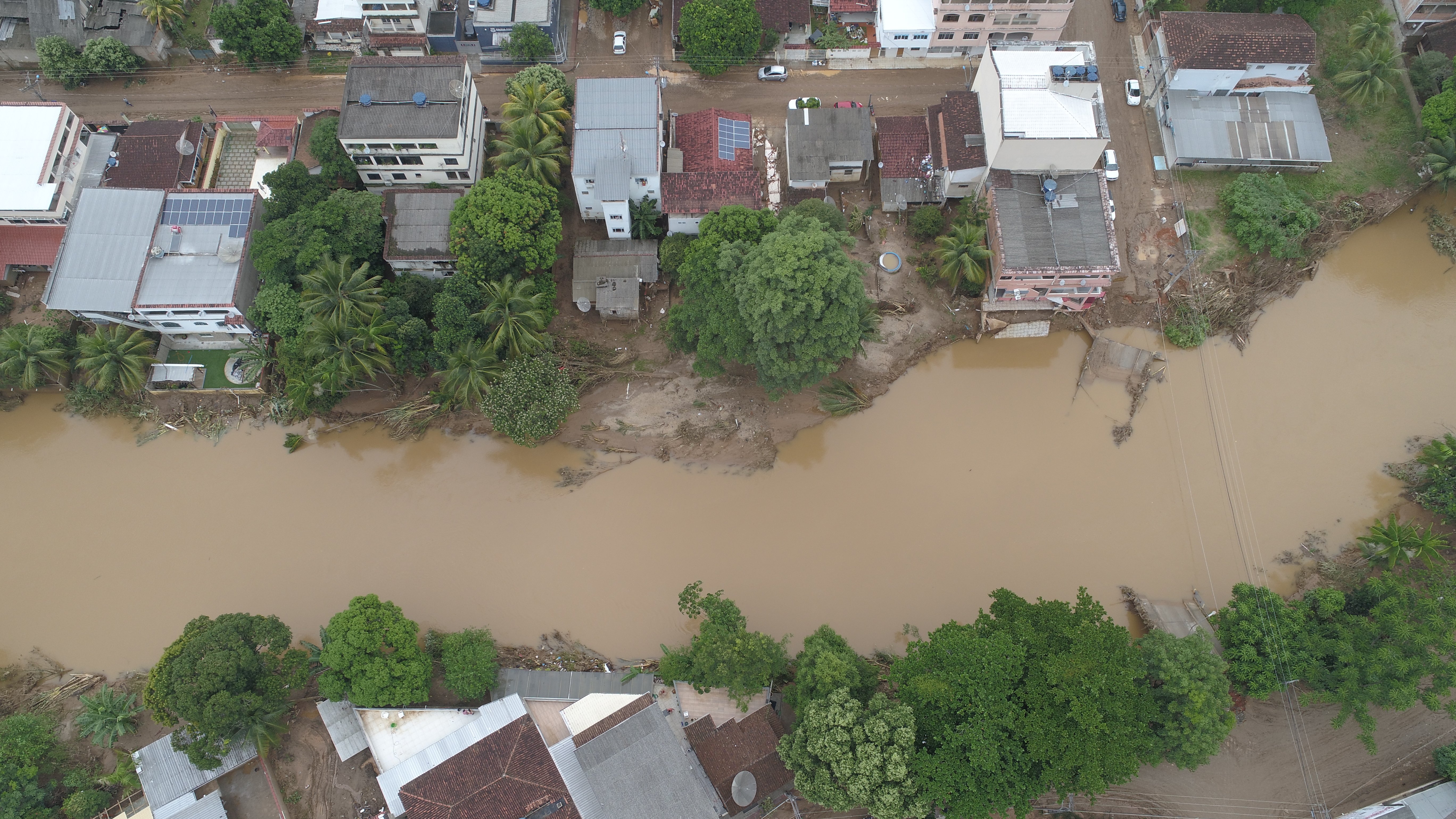 Imagens de drone  mostram danos causados pela chuva em Alfredo Chaves 