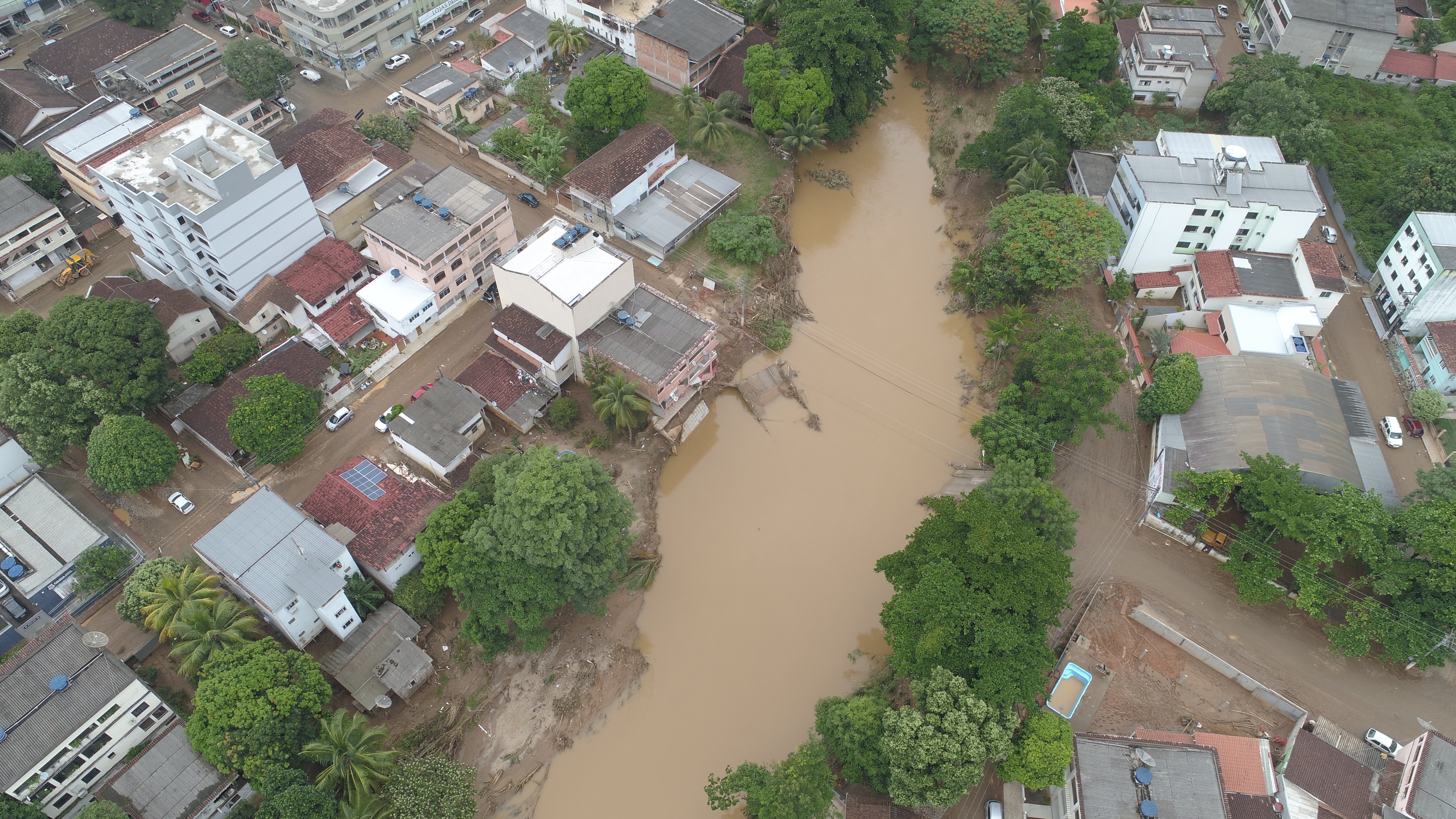 Imagens de drone  mostram danos causados pela chuva em Alfredo Chaves