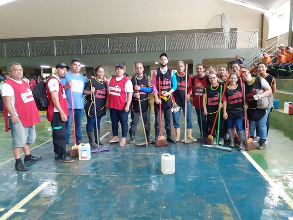 Voluntários se unem em mutirão de limpeza em Iconha por Raquel Lopes