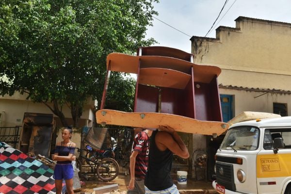 Estragos causados pela chuva que atingiu o município de Castelo no último sábado (25) por Fernando Madeira