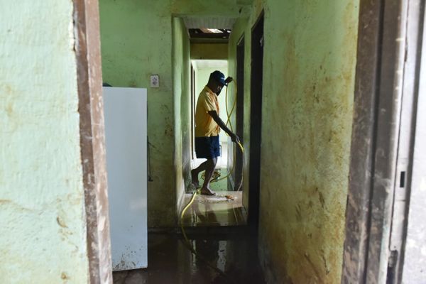 Estragos causados pela chuva que atingiu o município de Castelo no último sábado (25) por Fernando Madeira