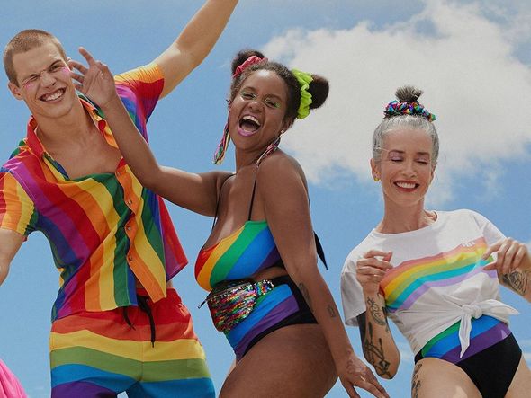 A C&A também lançou coleção com acessórios para o carnaval 2020 por Divulgação