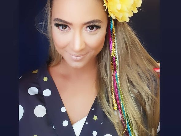 Acessórios da capixaba Miss Girassol para o carnaval 2020 por Divulgação