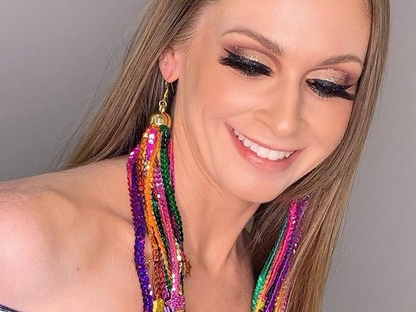 Brincos da marca local KP Acessórios para o carnaval 2020 por Divulgação