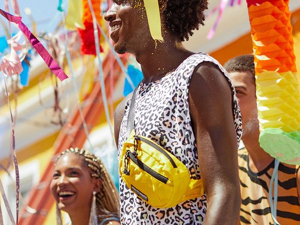 Coleção carnavalesca das Lojas Renner por Divulgação