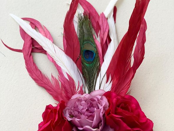 Tiara  da marca capixaba Cloé Handmade para o carnaval 2020 por Divulgação