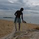 Dia de sol na praia de Itaparica