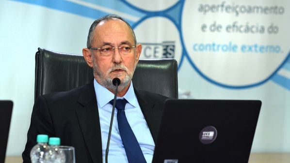 Conselheiro foi escolhido nesta terça-feira (21) para suceder Domingos Taufner e ficar à frente do TCES durante o biênio 2026/2027