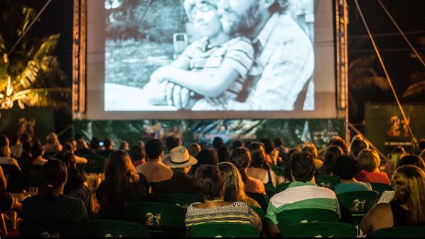 Com apenas 12 dos 78 municípios capixabas possuindo salas de exibição, Festival de Cinema de Vitória Itinerante cumpre um papel importante de democratização. Leia o artigo da diretora do evento, Lucia Caus