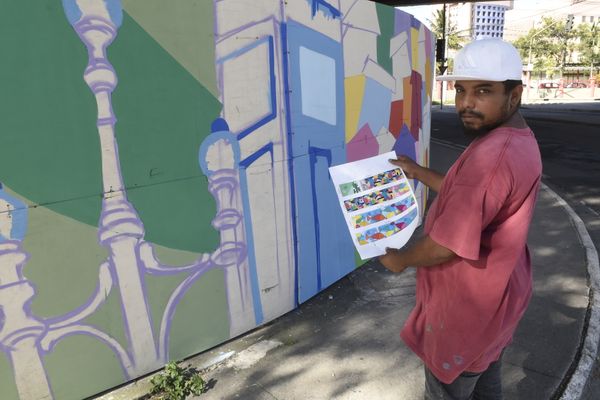 Data: 31/01/2020 - ES - Vitória - Murais coloridos pintados nos pilares da 3ª ponte pelos grafiteiros Handerson Chic e Fernando Sklu. A idéia partiu de Handerson, que teve o apoio do projeto A Arte é Nossa da PMV por Carlo Alberto Silva