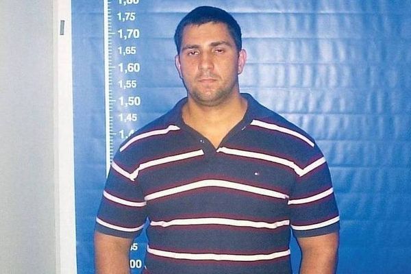 Adriano Magalhães da Nóbrega é acusado de chefiar grupo de matadores de aluguel no RJ