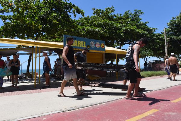 Os atuais estabelecimentos amanheceram impedidos de funcionar devido a determinação judicial por Ricardo Medeiros