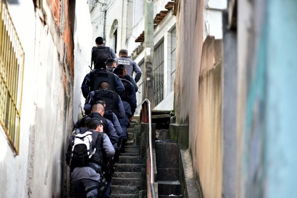 Operação da Polícia Militar no Complexo da Penha . Crédito: Fernando Madeira
