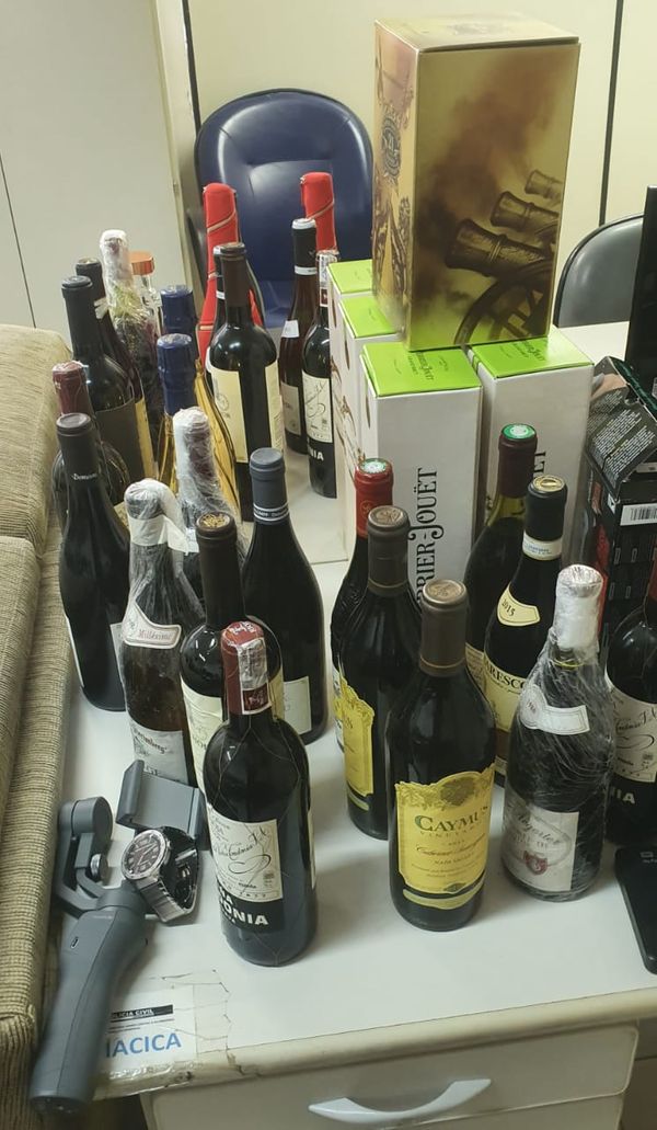 Porteiro é preso em flagrante por envolvimento em um esquema de furto em um prédio na Praia do Canto por Polícia Civil