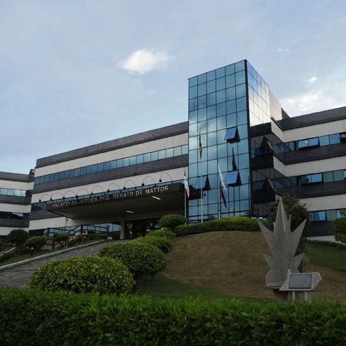 Juízes e empresário são investigados por suspeita de corrupção no ES