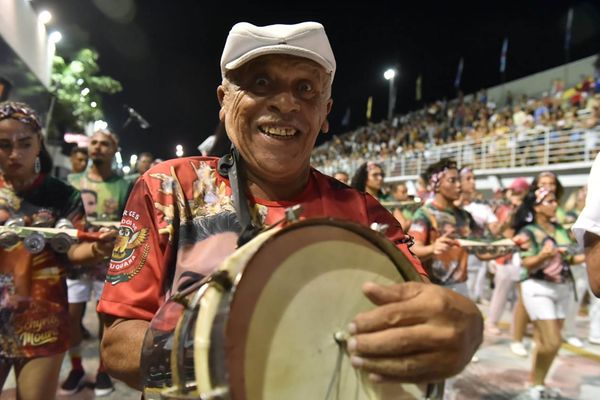 Ensaio técnico da Escola de Samba Unidos de Jucutuquara  por Fernando Madeira
